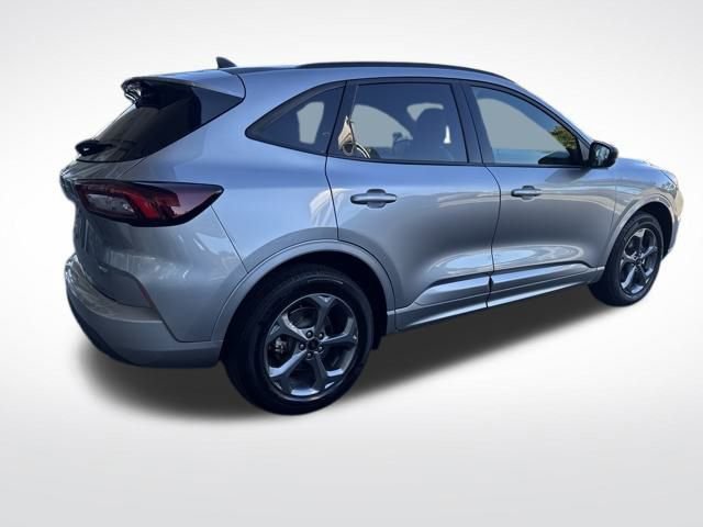 Used 2024 Ford Escape ST-Line image 7