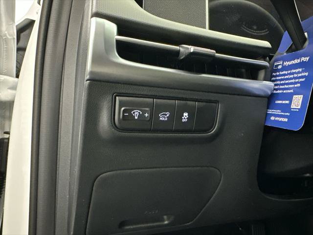 New 2026 Hyundai Tucson SEL FWD image 32