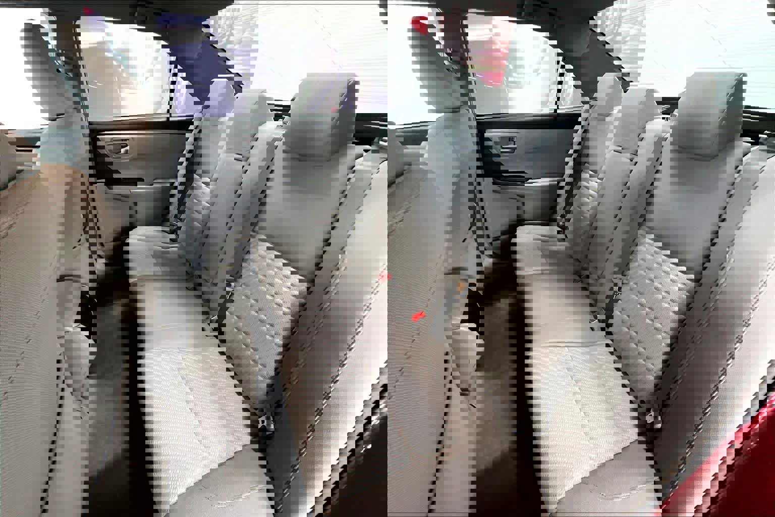 Used 2017 Toyota Camry LE FWD image 26