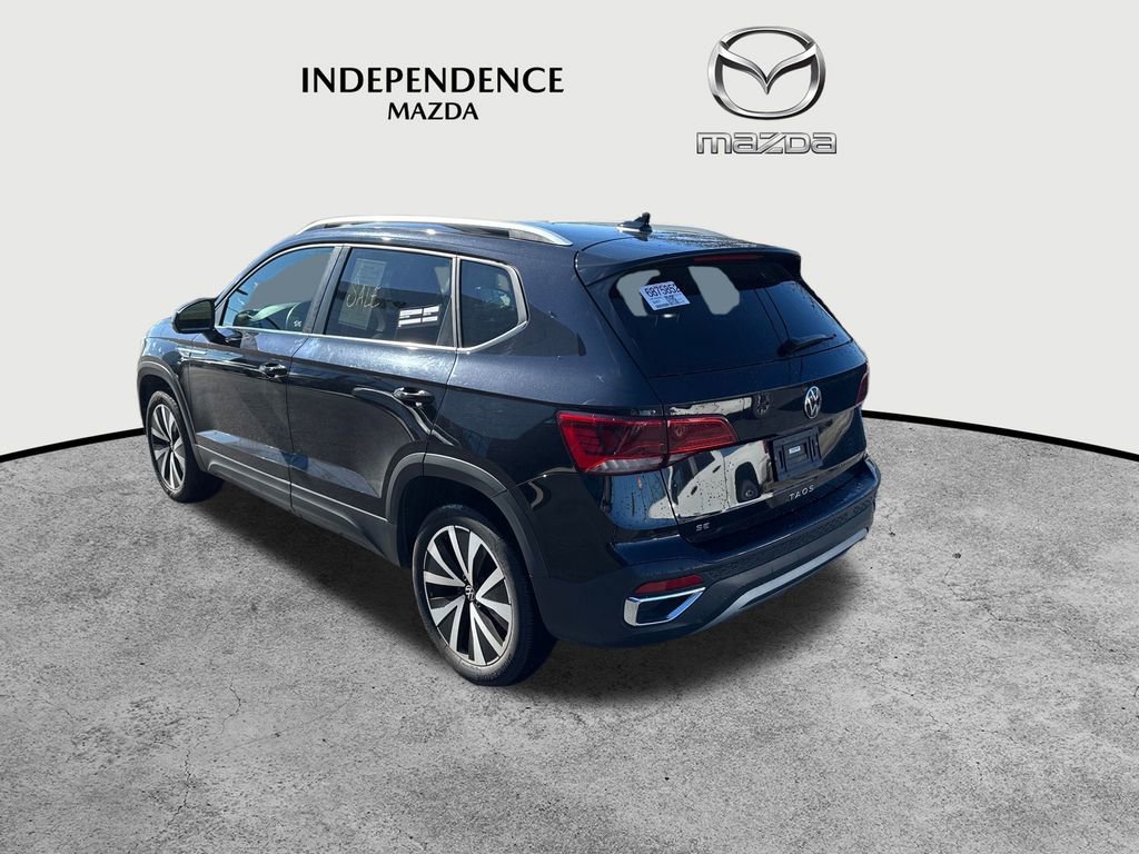 Used 2024 Volkswagen Taos SE image 5