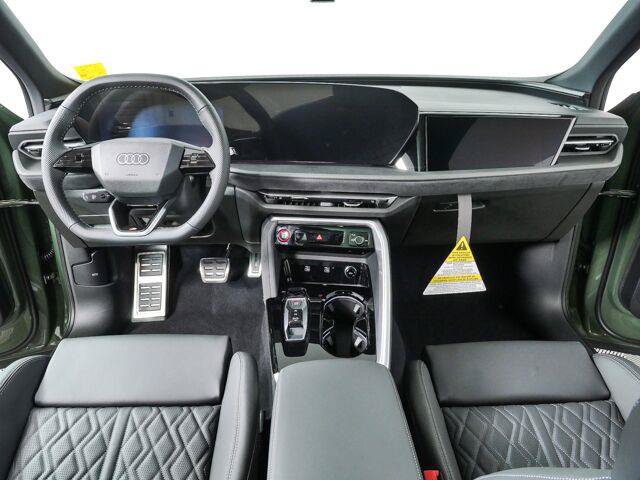New 2026 Audi SQ5 Prestige AWD/4WD image 20