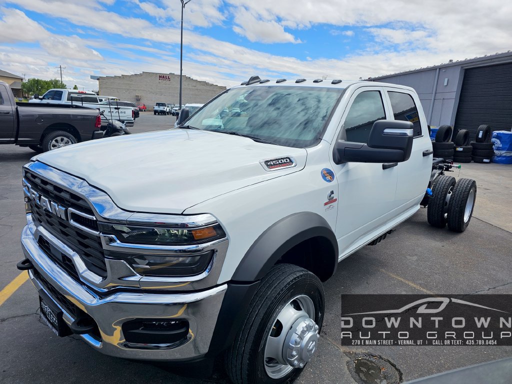 New 2026 RAM 4500 Tradesman w/ Chrome Appearance Group AWD/4WD image 6