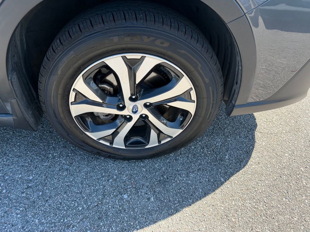Used 2022 Subaru Outback Limited XT w/ Popular Package #2 image 3