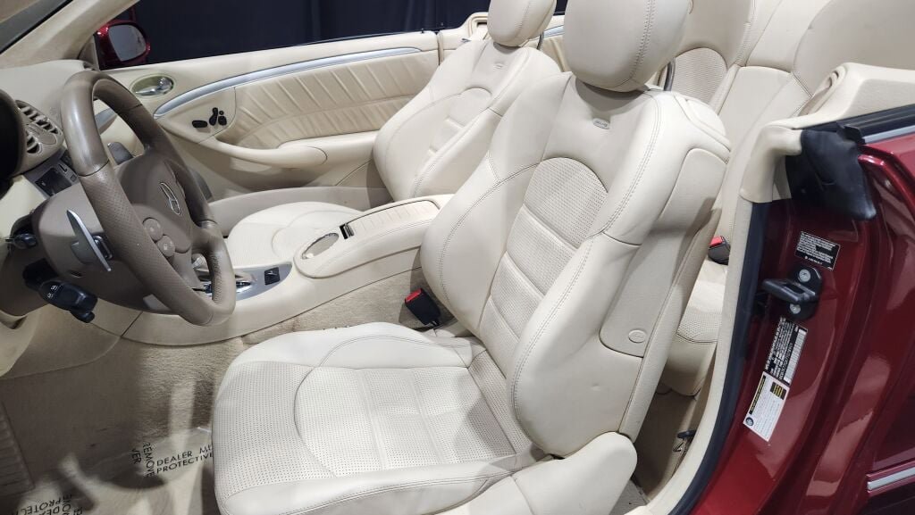 Used 2007 Mercedes-Benz CLK 63 AMG Cabriolet image 26