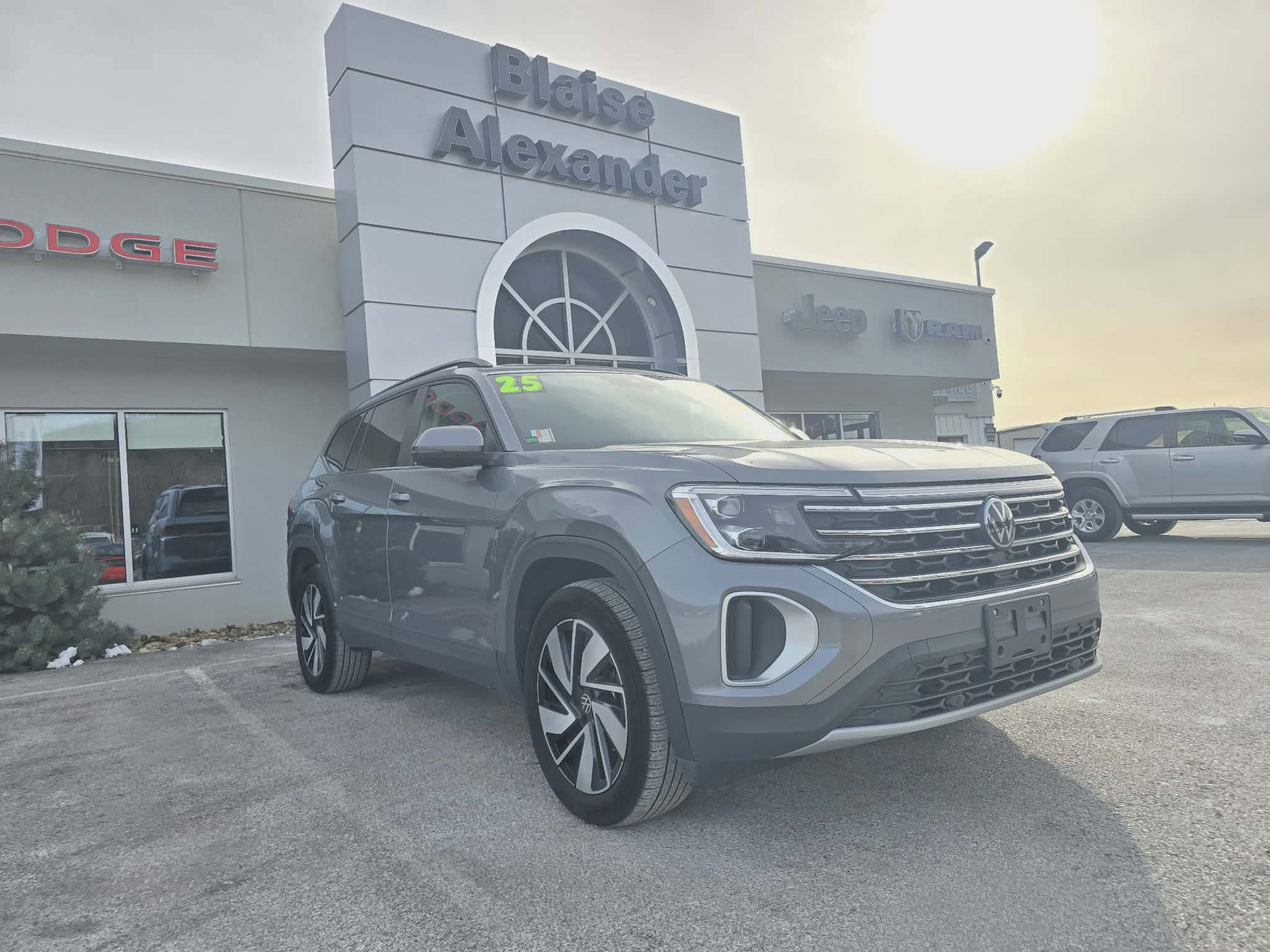 Used 2025 Volkswagen Atlas SE