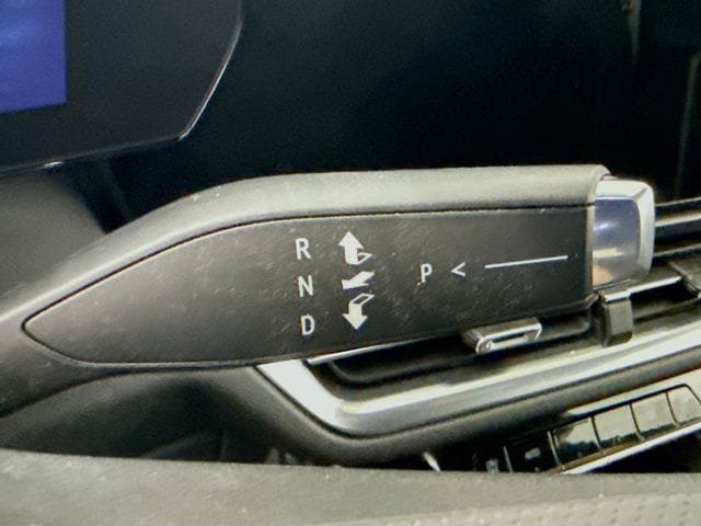 Used 2026 Chevrolet Equinox EV LT FWD image 23