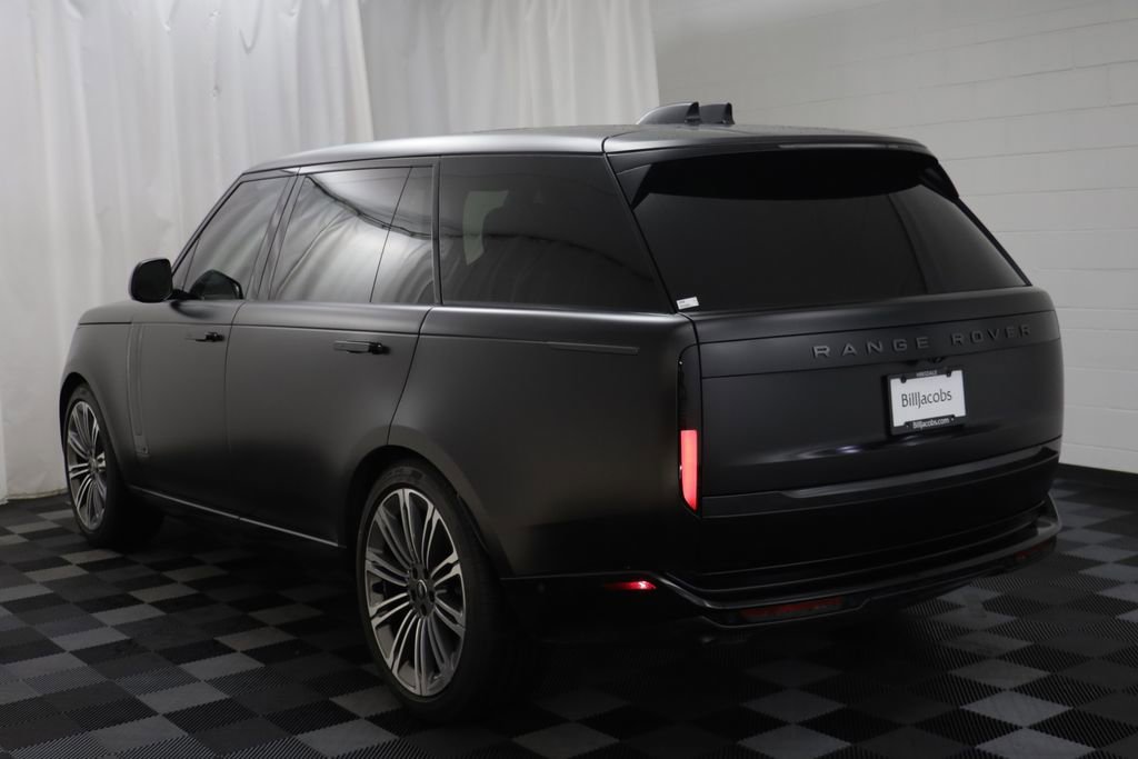 Certified 2025 Land Rover Range Rover Long Wheelbase Autobiography AWD/4WD image 18