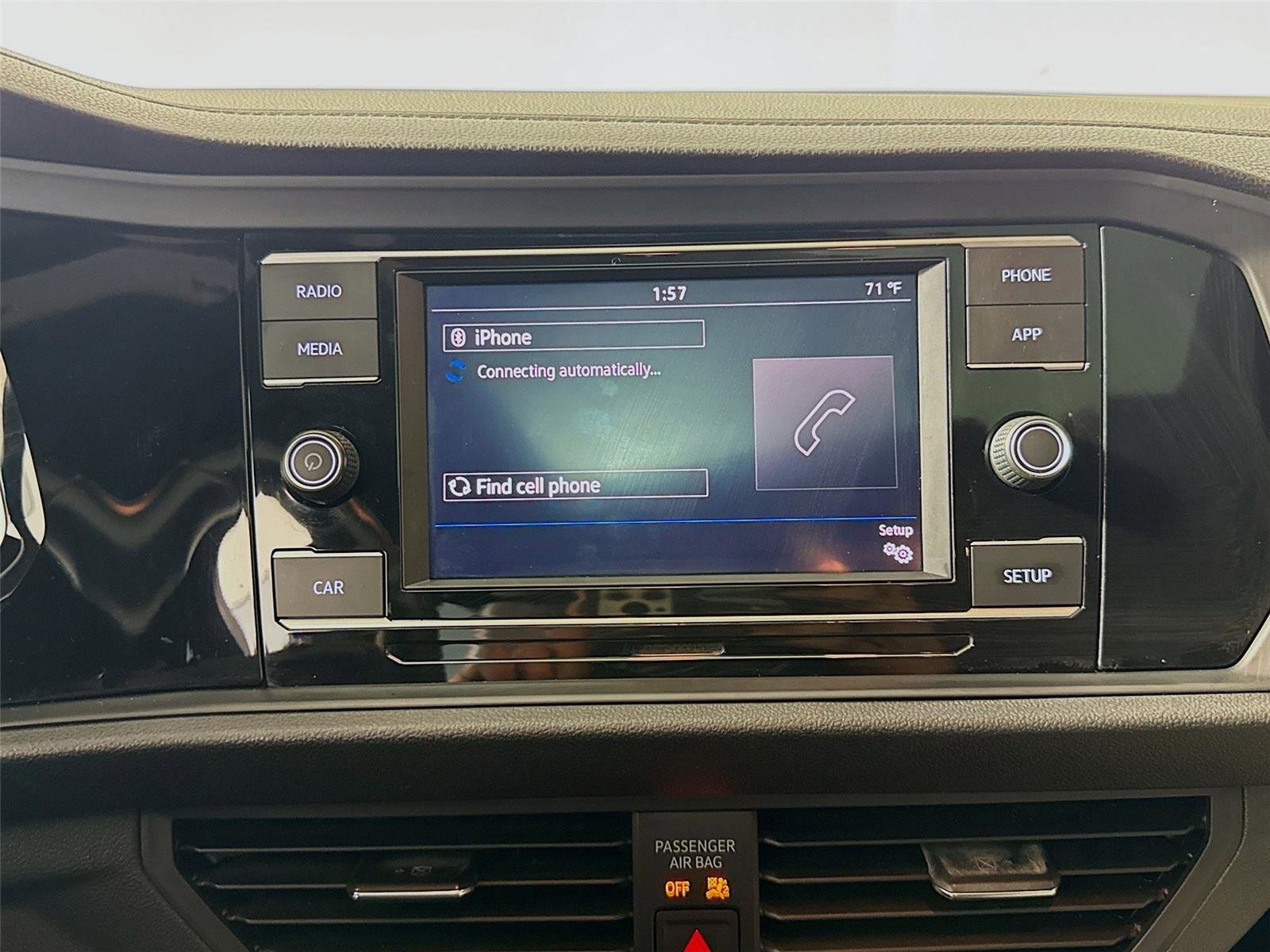 Used 2019 Volkswagen Jetta R-Line image 6