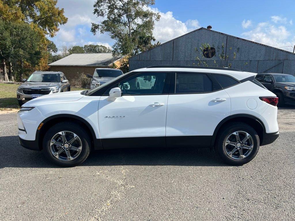 New 2026 Chevrolet Blazer LT image 4