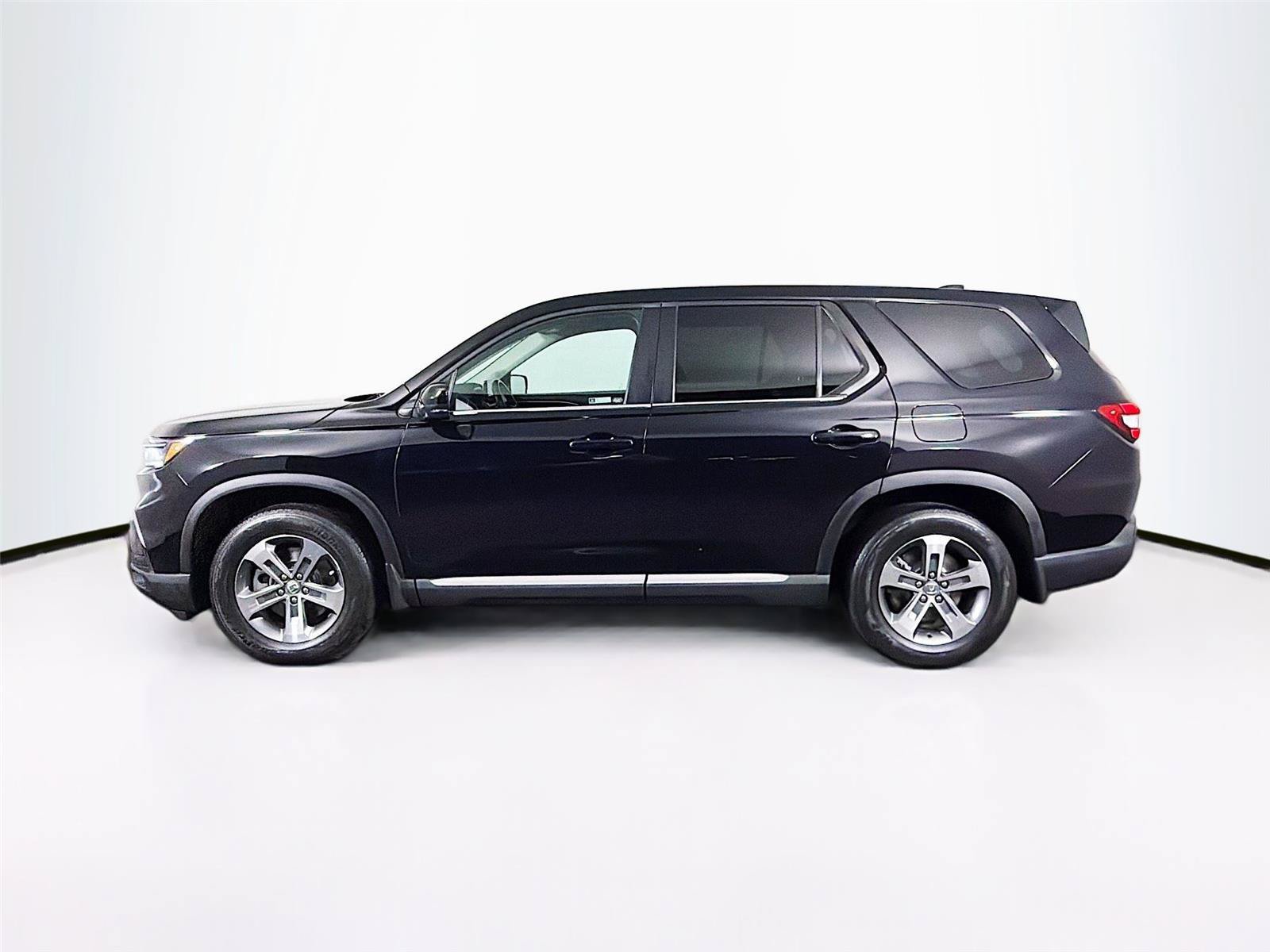Used 2023 Honda Pilot EX-L image 8