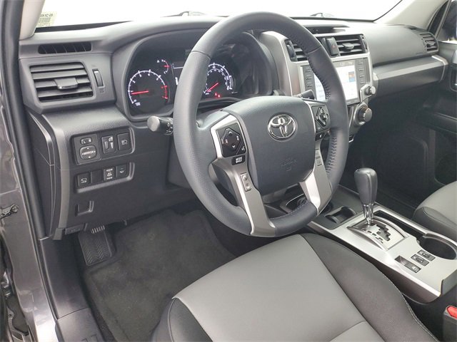 Used 2022 Toyota 4Runner SR5 Premium image 19