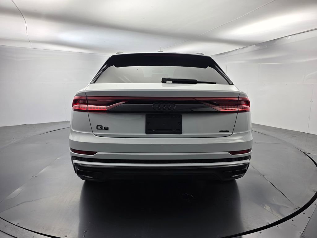 Used 2023 Audi Q8 Premium Plus w/ Premium Plus Package AWD/4WD image 5