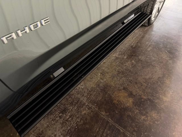Used 2023 Chevrolet Tahoe High Country w/ LPO, Illumination Package AWD/4WD image 11