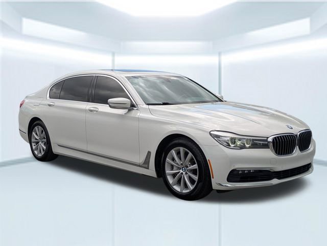 Used 2017 BMW 740i RWD image 8