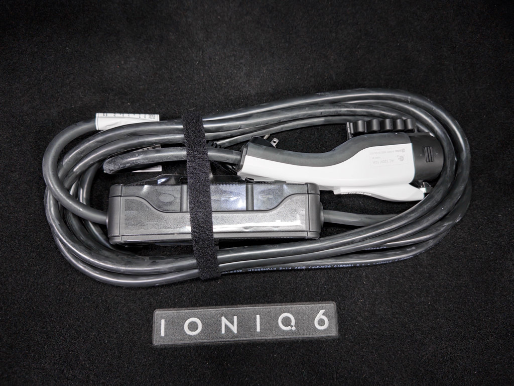 Used 2023 Hyundai Ioniq 6 SEL AWD/4WD image 6