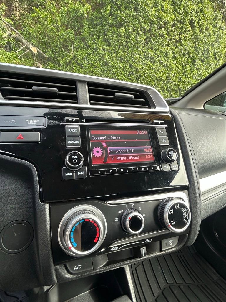 Used 2015 Honda Fit LX image 17