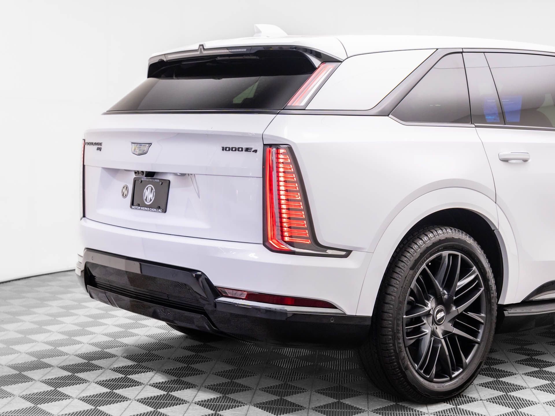 New 2025 Cadillac Escalade IQ Sport 1 w/ LPO, ONYX Package image 37