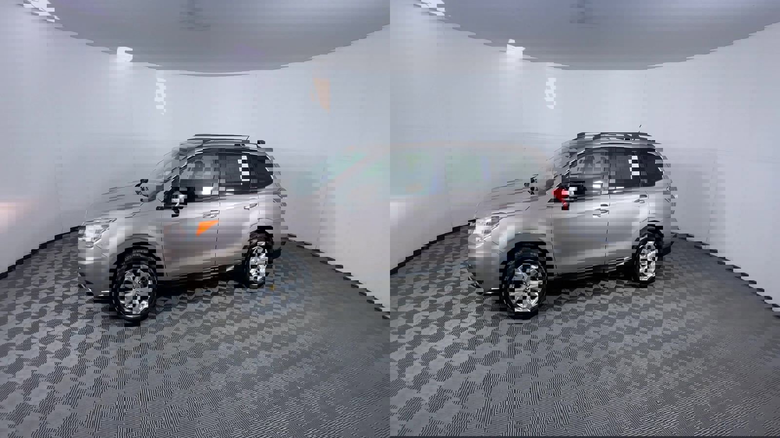 Used 2014 Subaru Forester 2.5i Premium w/ Popular Package #2 image 4