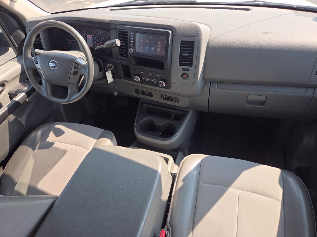 Used 2020 Nissan NV 2500 SV RWD image 26