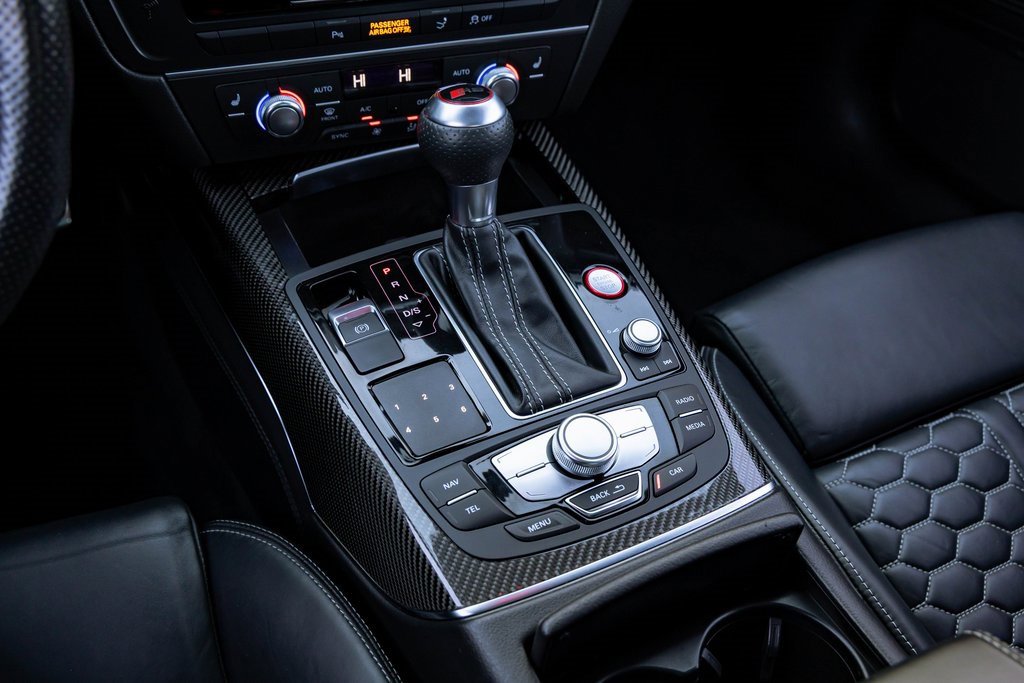 Used 2017 Audi RS 7 Prestige w/ Carbon-Optic Package image 11