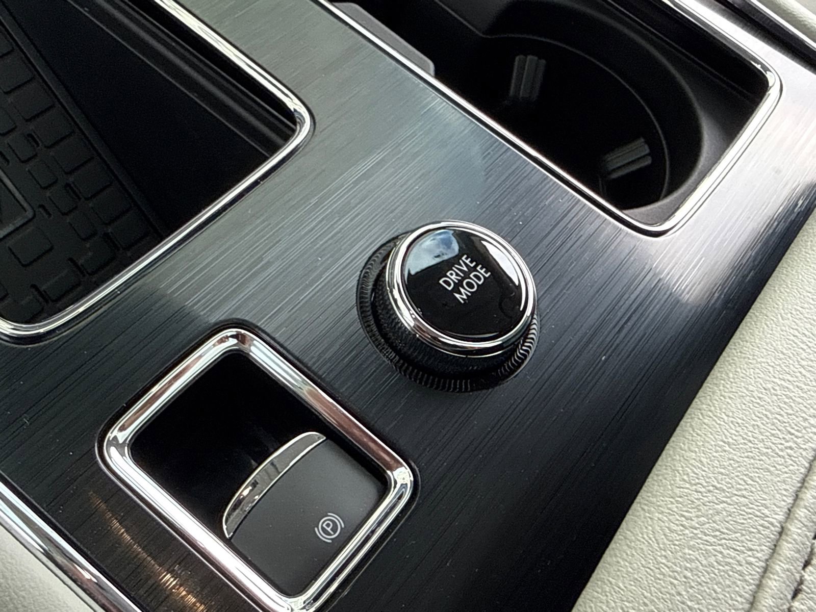 New 2025 Lincoln Aviator Reserve w/ Equipment Group 201A image 25