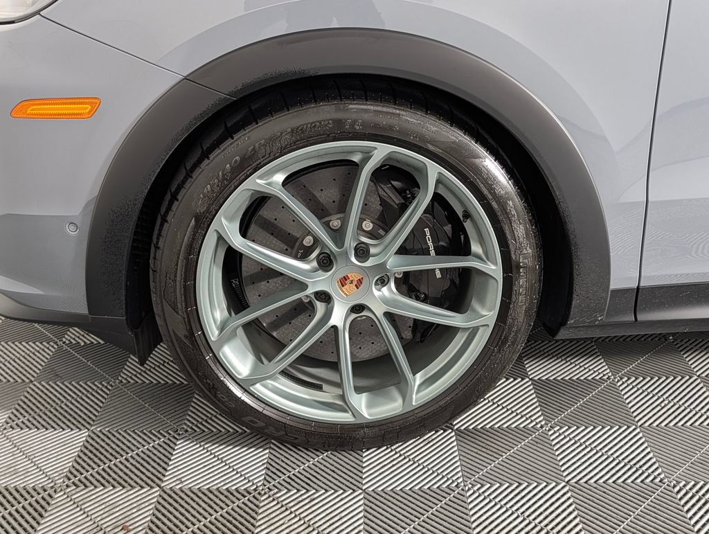 Certified 2026 Porsche Cayenne Turbo GT AWD/4WD image 11