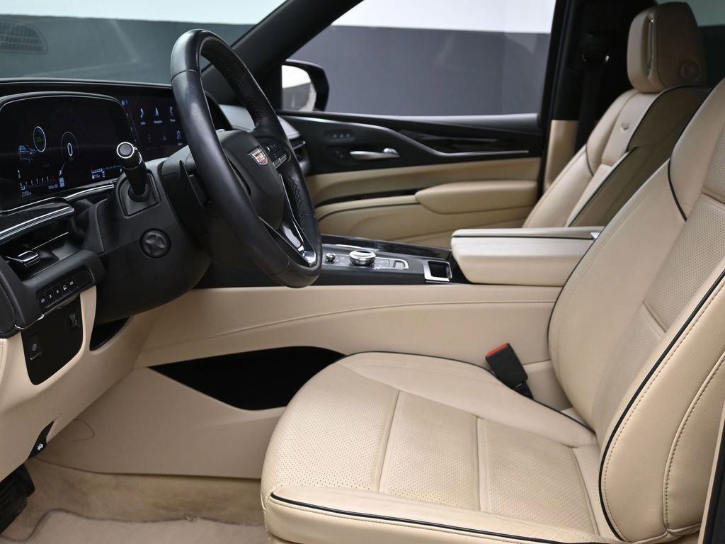 Used 2022 Cadillac Escalade ESV Premium Luxury image 25