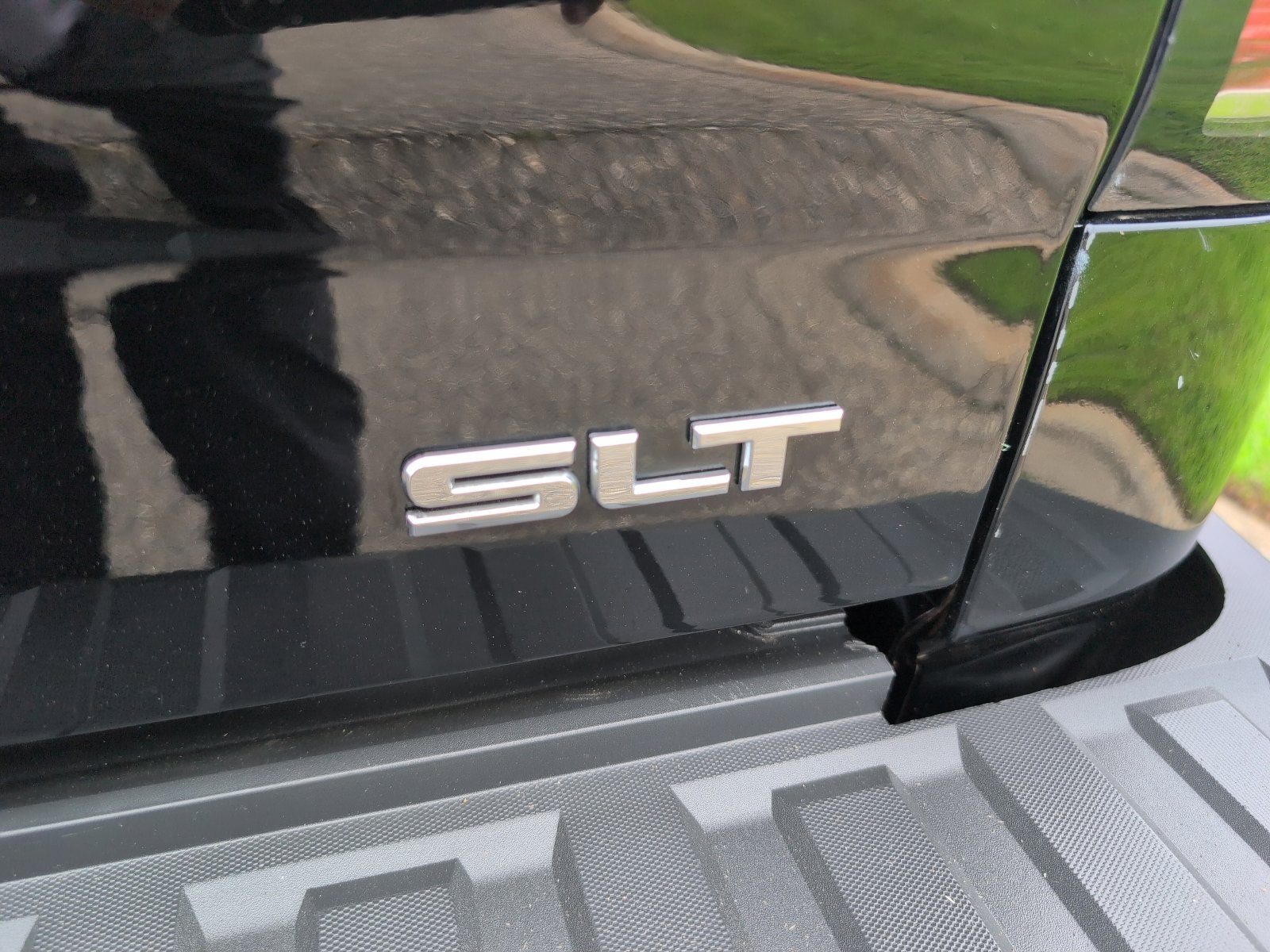 Used 2018 GMC Sierra 1500 SLT AWD/4WD image 5