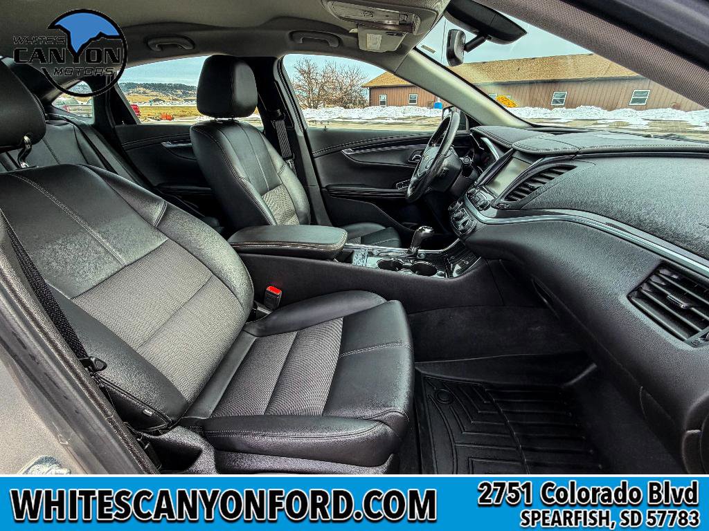 Used 2019 Chevrolet Impala LT w/ LT Convenience Package image 13
