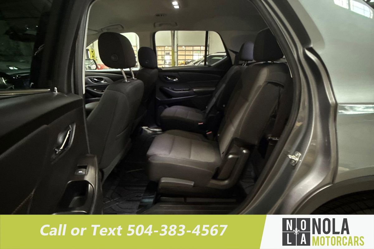 Used 2020 Chevrolet Traverse LT image 23