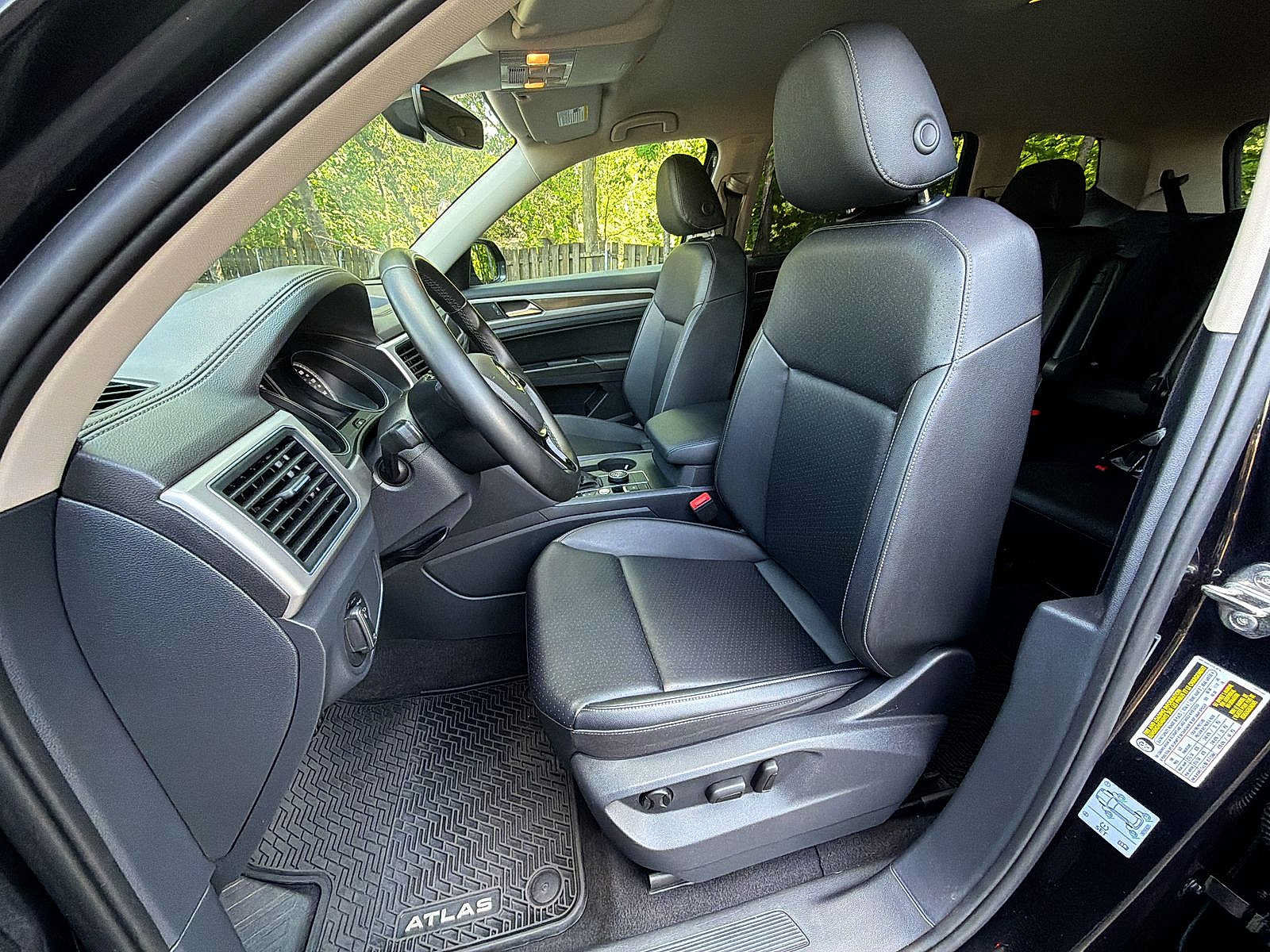 Used 2019 Volkswagen Atlas SE w/ Towing Package AWD/4WD image 19