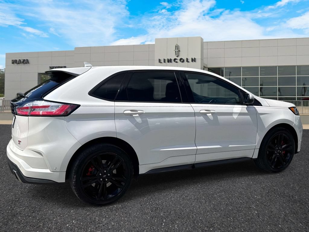 Used 2019 Ford Edge ST w/ Equipment Group 401A AWD/4WD image 9