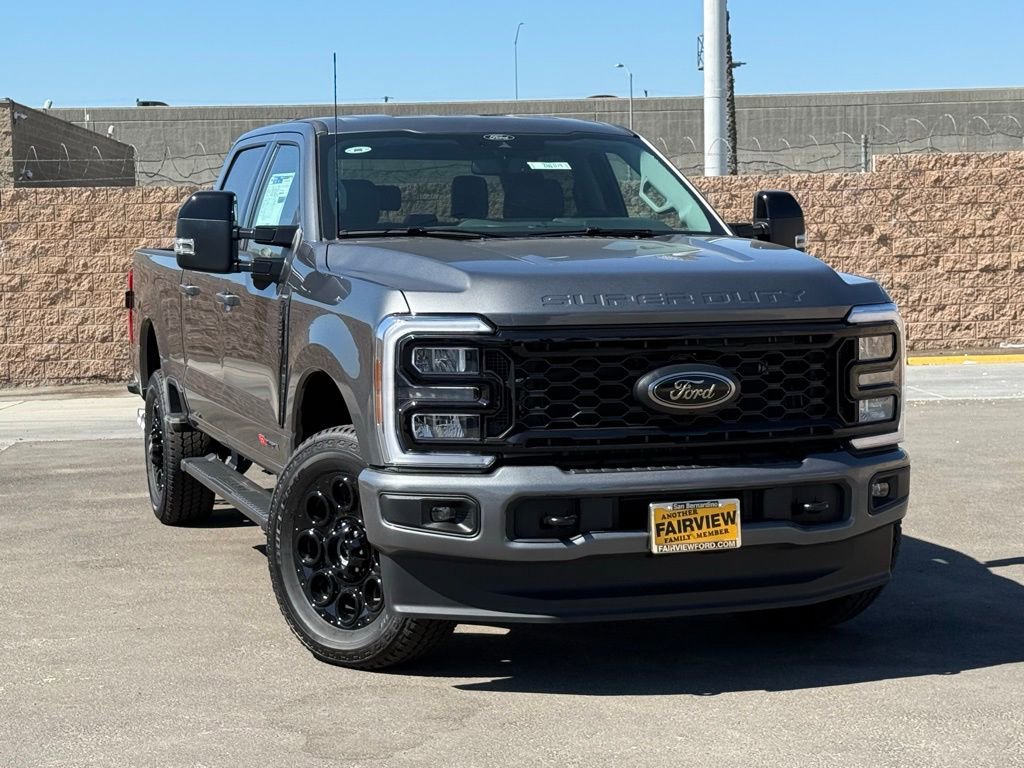 New 2026 Ford F250 4x4 Crew Cab Super Duty image 2