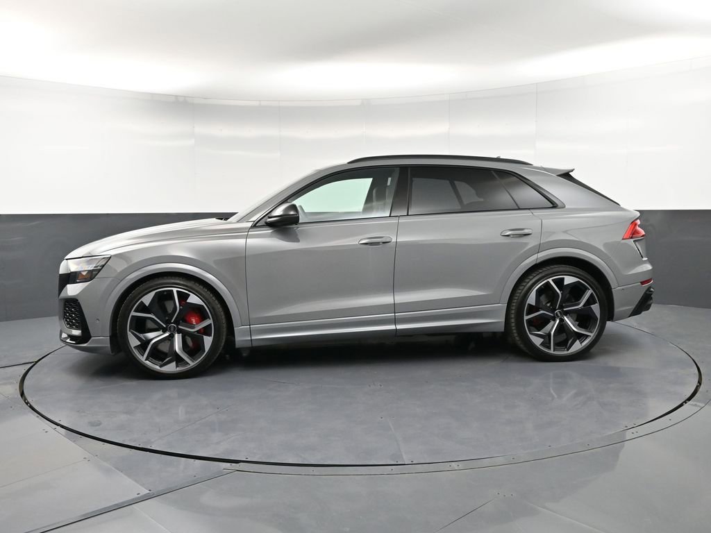 Used 2024 Audi RS Q8 AWD/4WD image 2