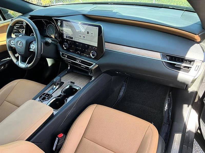 Used 2024 Lexus RX 350 Premium w/ Convenience Package FWD image 18