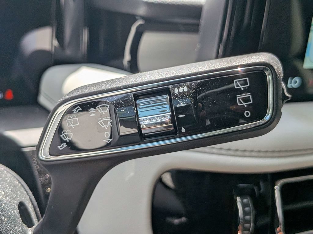 Certified 2025 Lincoln Aviator Reserve w/ Luxury Package AWD/4WD image 30