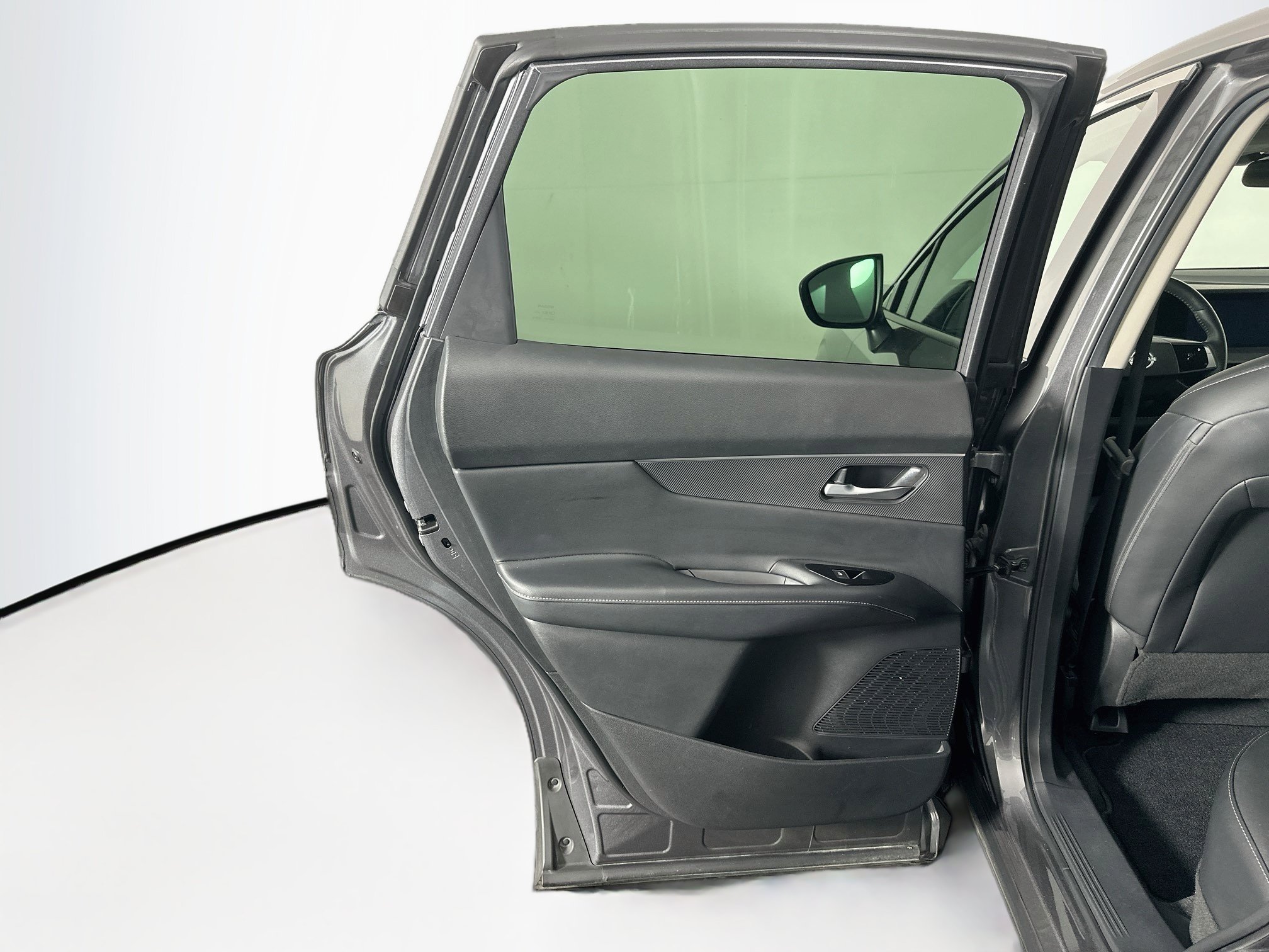 Used 2025 Nissan Murano SV FWD image 25