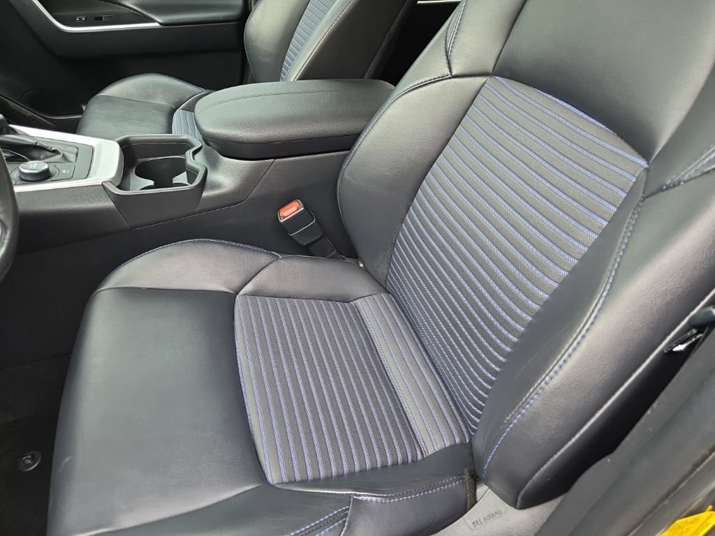 Used 2019 Toyota RAV4 XSE w/ XSE Weather Package AWD/4WD image 19