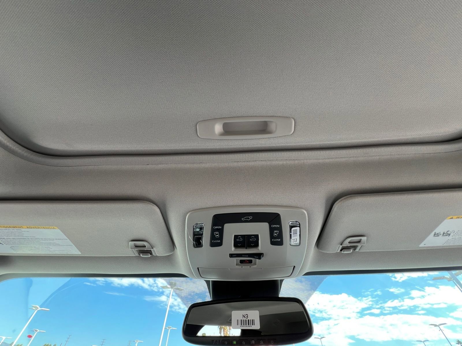 Certified 2025 Toyota Sienna XLE w/ XLE Plus Package image 22