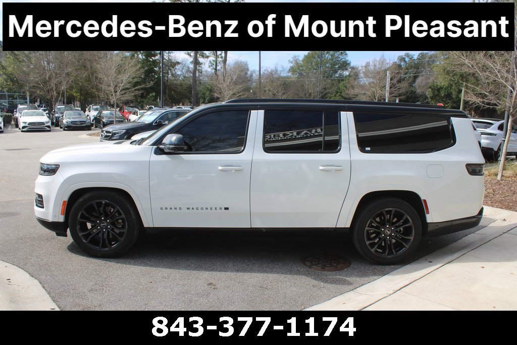 Used 2023 Jeep Grand Wagoneer L Series III w/ Rear Seat Video Group 1 image 13