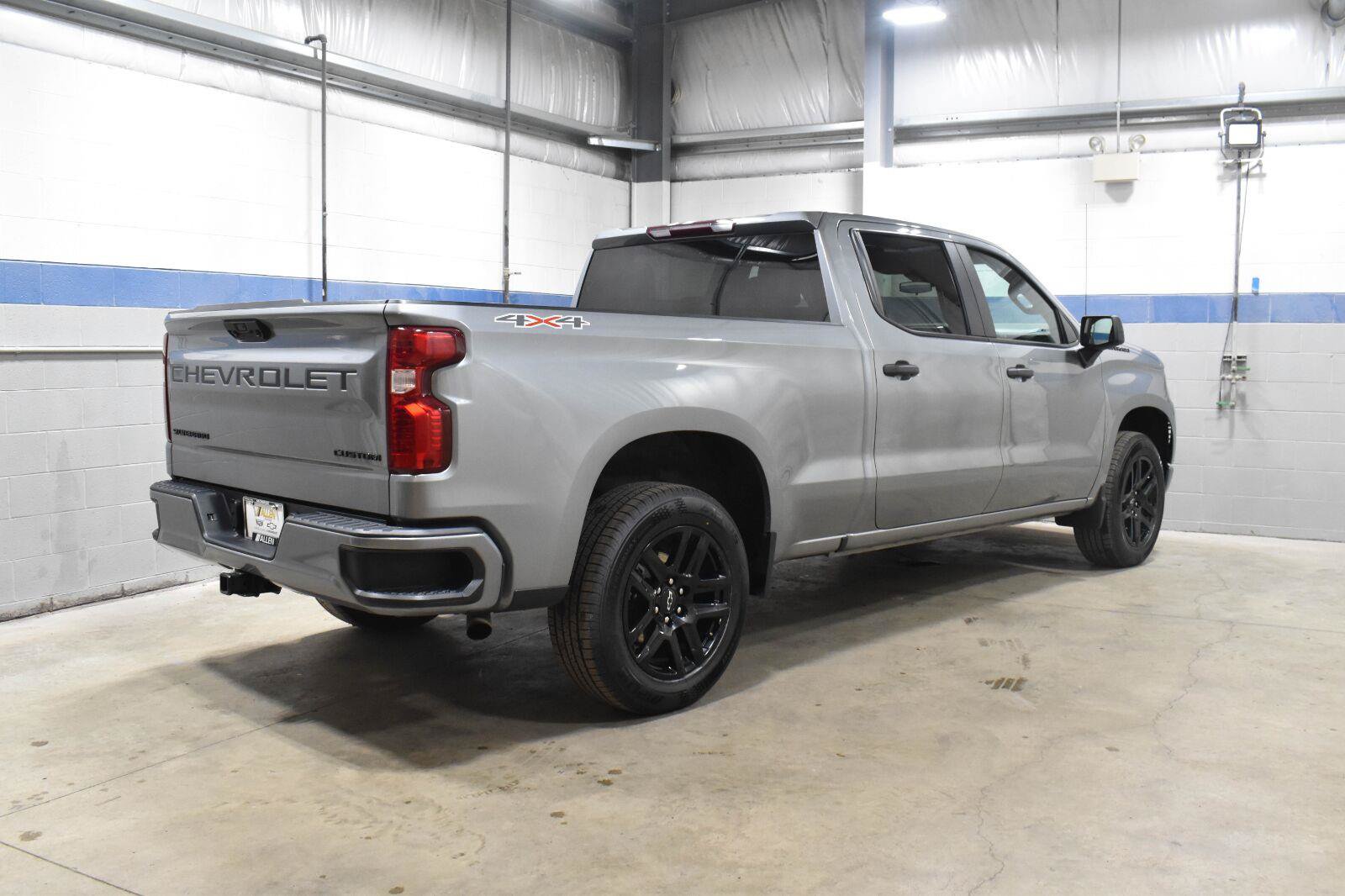 Used 2023 Chevrolet Silverado 1500 Custom w/ LPO, Dark Essentials Package AWD/4WD image 23