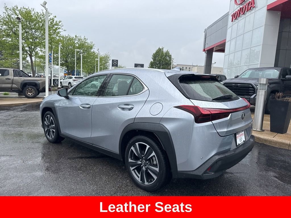 Used 2024 Lexus UX 250h AWD image 5