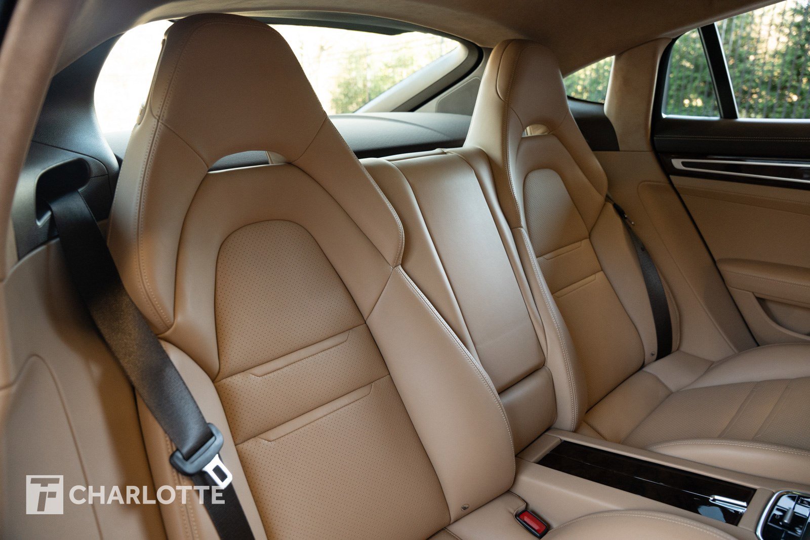 Used 2023 Porsche Panamera GTS image 37