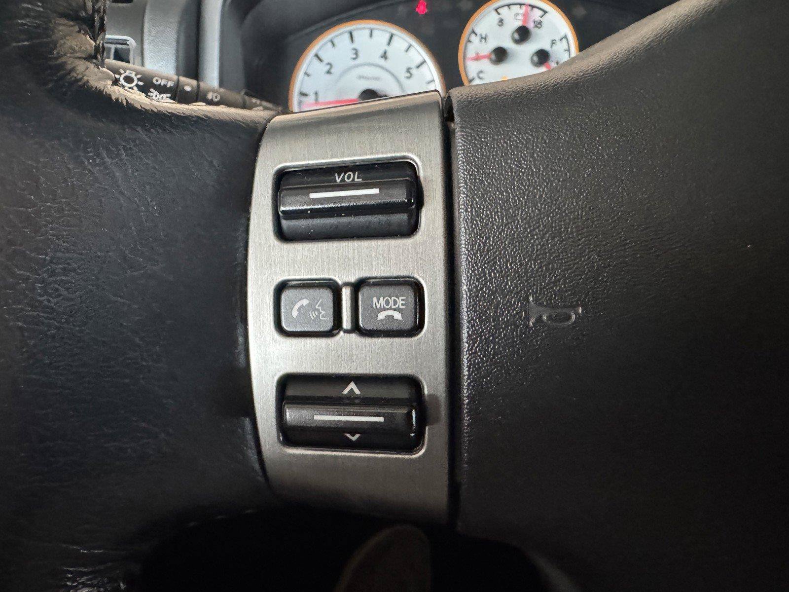 Used 2012 Nissan Titan SV w/ Sport Appearance Pkg RWD image 21