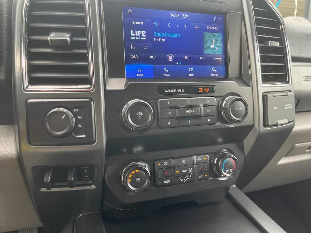 Used 2022 Ford F350 XLT w/ XLT Premium Package AWD/4WD image 19