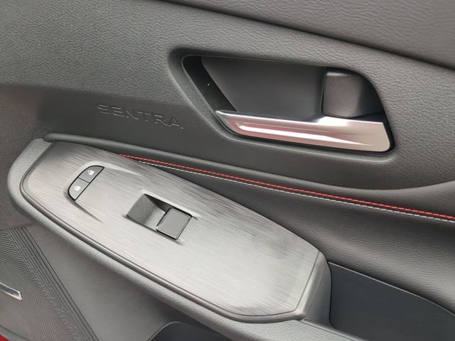 New 2026 Nissan Sentra SR w/ SR Premium Package FWD image 33