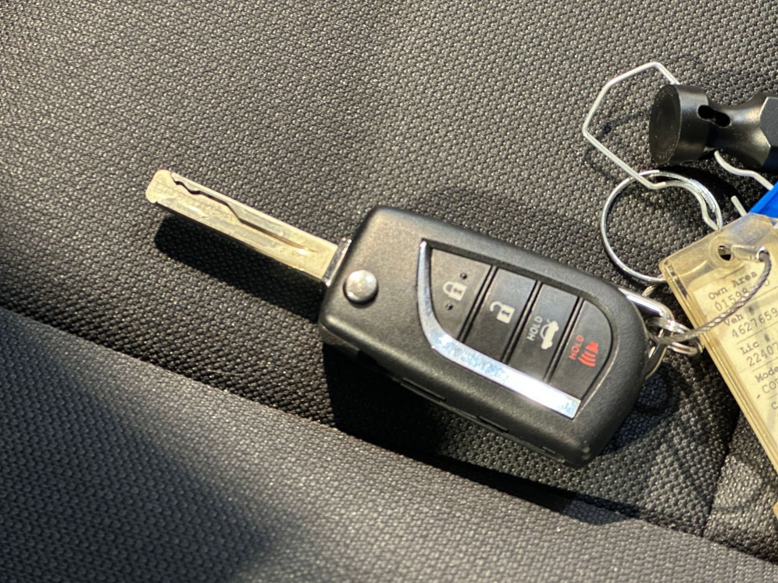 Used 2025 Toyota Corolla LE image 22