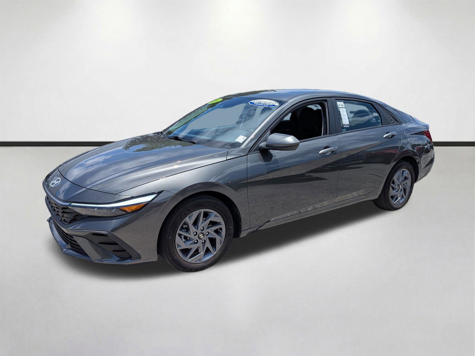 Used 2024 Hyundai Elantra SEL FWD image 8