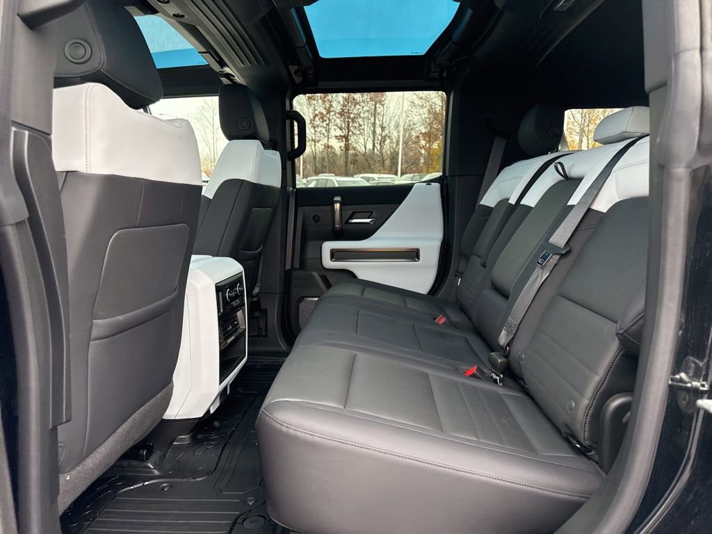 Used 2025 GMC Hummer EV 2X image 12