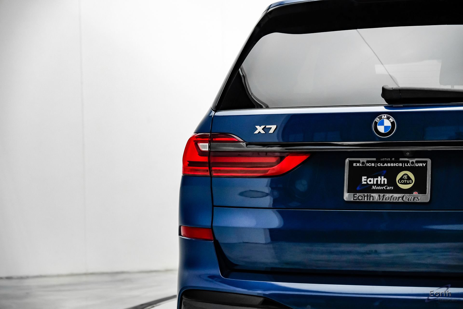 Used 2022 BMW X7 M50i w/ Dynamic Handling Package AWD/4WD image 12